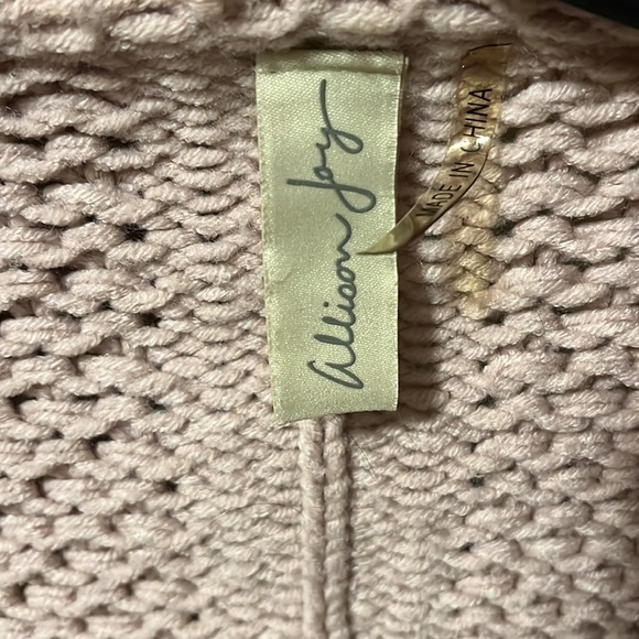 Cable Knit cardigan - Picture 5 of 14
